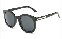 Load image into Gallery viewer, Designer Ladies Round Sunglasses
