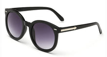 Load image into Gallery viewer, Designer Ladies Round Sunglasses
