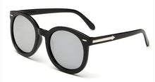 Load image into Gallery viewer, Designer Ladies Round Sunglasses